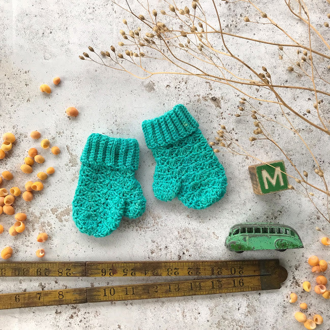 Mavis Mitts crochet pattern